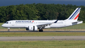 Photo of F-HZUT - Airbus A220-300 operated by Air France