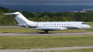 Photo of N190JA - Bombardier Global Express XRS operated by Planet Nine Private Air