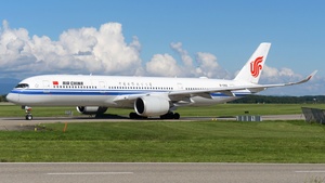 Photo of B-1082 - Airbus A350-941 operated by Air China