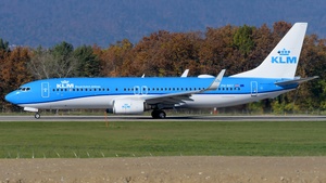 Photo of PH-BXY - Boeing 737-8K2 operated by KLM Royal Dutch Airlines