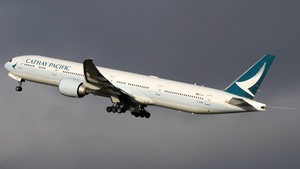 Photo of B-KQW - Boeing 777-367(ER) operated by Cathay Pacific Airways