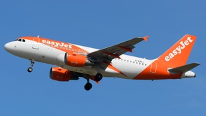 Photo of G-EZDJ - Airbus A319-111 operated by easyJet