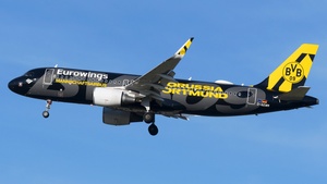 Photo of D-AEWM - Airbus A320-214 operated by Eurowings