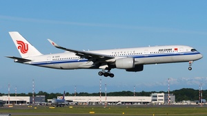 Photo of B-32CE - Airbus A350-941 operated by Air China