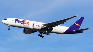 Photo of N888FD - Boeing 777-FS2 operated by FedEx