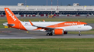 Photo of OE-LSI - Airbus A320-251N operated by easyJet Europe