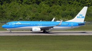 Photo of PH-BCA - Boeing 737-8K2 operated by KLM Royal Dutch Airlines