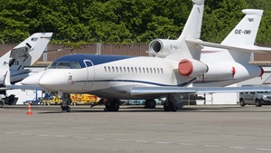 Photo of VT-HVV - Dassault Falcon 8X operated by Air Charter Services