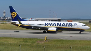 Photo of SP-RNH - Boeing 737-8AS operated by Ryanair (opb Buzz)