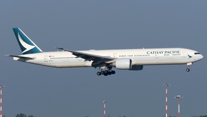 Photo of B-KQU - Boeing 777-367(ER) operated by Cathay Pacific Airways