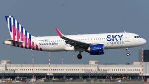 Photo of SX-GNA - Airbus A320-251N operated by Sky Express