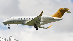 Photo of D-BDDE - Bombardier Challenger 350 operated by DC Aviation
