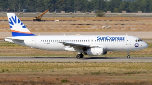 Photo of LY-MLF - Airbus A320-232 operated by SunExpress (opb Avion Express)