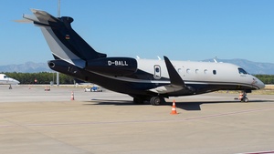 Photo of D-BALL - Embraer Praetor 600 operated by Air Hamburg