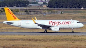 Photo of TC-DCM - Airbus A320-214 operated by Pegasus Airlines