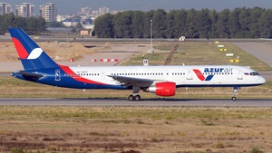 Photo of RA-73077 - Boeing 757-2Q8 operated by Azur Air