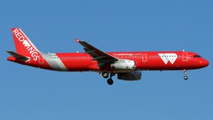 Photo of VP-BVW - Airbus A321-231 operated by Red Wings
