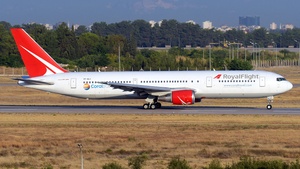 Photo of VP-BLC - Boeing 767-3Q8(ER) operated by Royal Flight