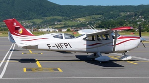 Photo of F-HFPI - Cessna 182T Skylane operated by Aéro-Club Hispano-Suiza