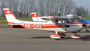 Photo of HB-CHV - Reims-Cessna F152 II operated by Aéroformation