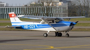Photo of HB-CCV - Reims-Cessna F172M Skyhawk operated by Aéroformation