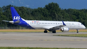 Photo of SE-RSO - Embraer ERJ-195LR operated by SAS Link