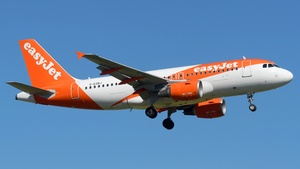 Photo of G-EZBJ - Airbus A319-111 operated by easyJet
