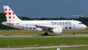 Photo with serial 2030 - Airbus A319-111