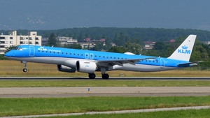 Photo of PH-NXN - Embraer ERJ-195-E2 operated by KLM Cityhopper