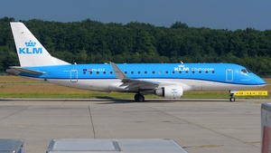 Photo of PH-EXZ - Embraer ERJ-175STD operated by KLM Cityhopper