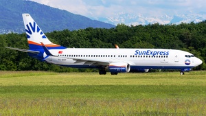Photo of TC-SOY - Boeing 737-8HC operated by SunExpress