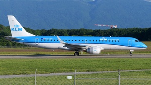 Photo of PH-EZW - Embraer ERJ-190STD operated by KLM Cityhopper