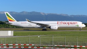 Photo of ET-BAW - Airbus A350-1041 operated by Ethiopian Airlines