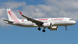 Photo of TS-IMB - Airbus A320-251N operated by Tunisair