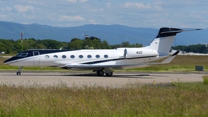 Photo of N2C - Gulfstream G650ER operated by Alcon