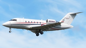Photo of N629HG - Bombardier Challenger 605 operated by Hantz Air
