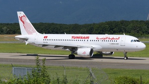 Photo of TS-ITA - Airbus A320-214 operated by Tunisair