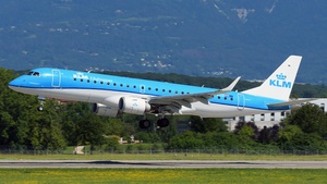 Photo of PH-EZD - Embraer ERJ-190STD operated by KLM Cityhopper