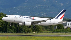 Photo of F-GKXS - Airbus A320-214 operated by Air France