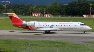Photo of EC-MNB - Bombardier CRJ-200ER operated by Iberia Regional (opb Air Nostrum)