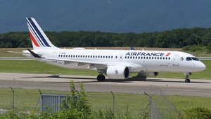 Photo of F-HPNE - Airbus A220-300 operated by Air France