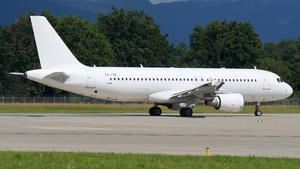 Photo of TS-ITB - Airbus A320-214 operated by Tunisair