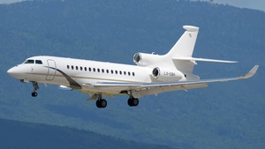 Photo with serial 453 - Dassault Falcon 8X