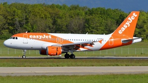 Photo of G-EZGJ - Airbus A319-111 operated by easyJet