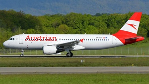 Photo of OE-LZC - Airbus A320-214 operated by Austrian Airlines