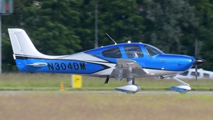 Photo of N304DM - Cirrus SR22T G7 GTS operated by Private
