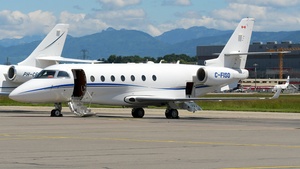 Photo of C-FISO - Gulfstream G200 operated by Skyservice Business Aviation