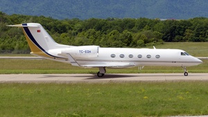 Photo of TC-EDH - Gulfstream GIV-X (G450) operated by Demirören Group