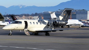 Photo of D-CHMS - Pilatus PC-24 operated by Platoon Aviation