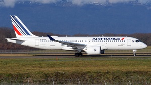 Photo of F-HZUX - Airbus A220-300 operated by Air France